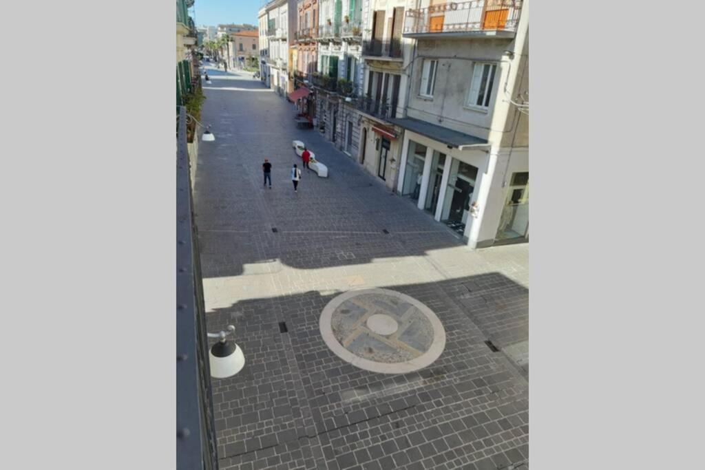 Appartamento Corso Vittorio Emanuele Ortona Bagian luar foto